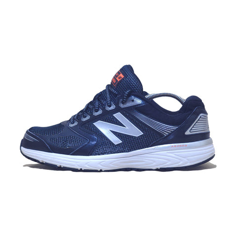 New Balance 560v7 running shoe